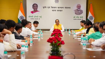 Union Minister Shivraj Singh Chouhan Engages with Farmers to Discuss Key Agricultural Issues and MSP Increase