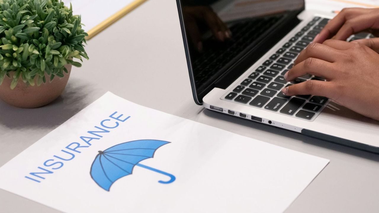 Best 1 Crore Term Insurance Plans in India: Features, Premiums, and Benefits