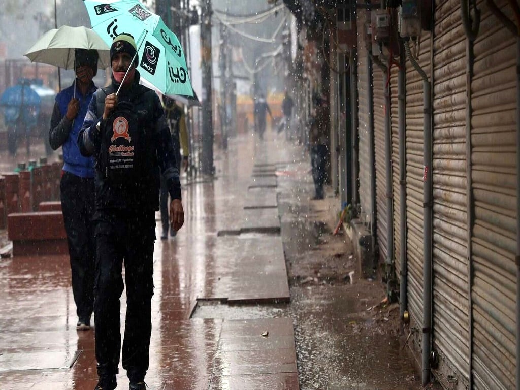 IMD Issues Rainfall & Snowfall Alert for These States; UP to Witness ...