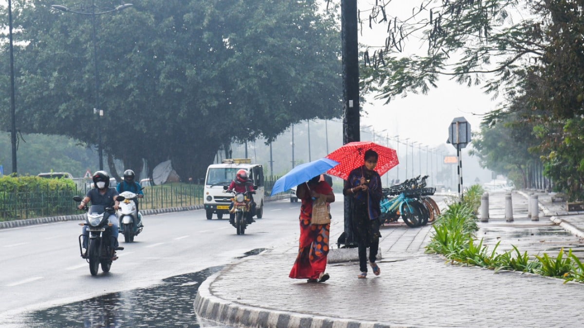 IMD Issues Red Alert for Extremely Heavy Rainfall in These States