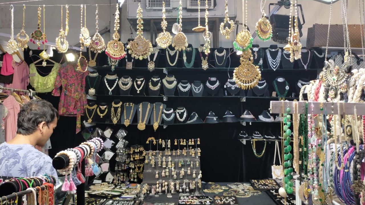 India International Mega Trade Fair showcases a variety of foreign and Indian products
