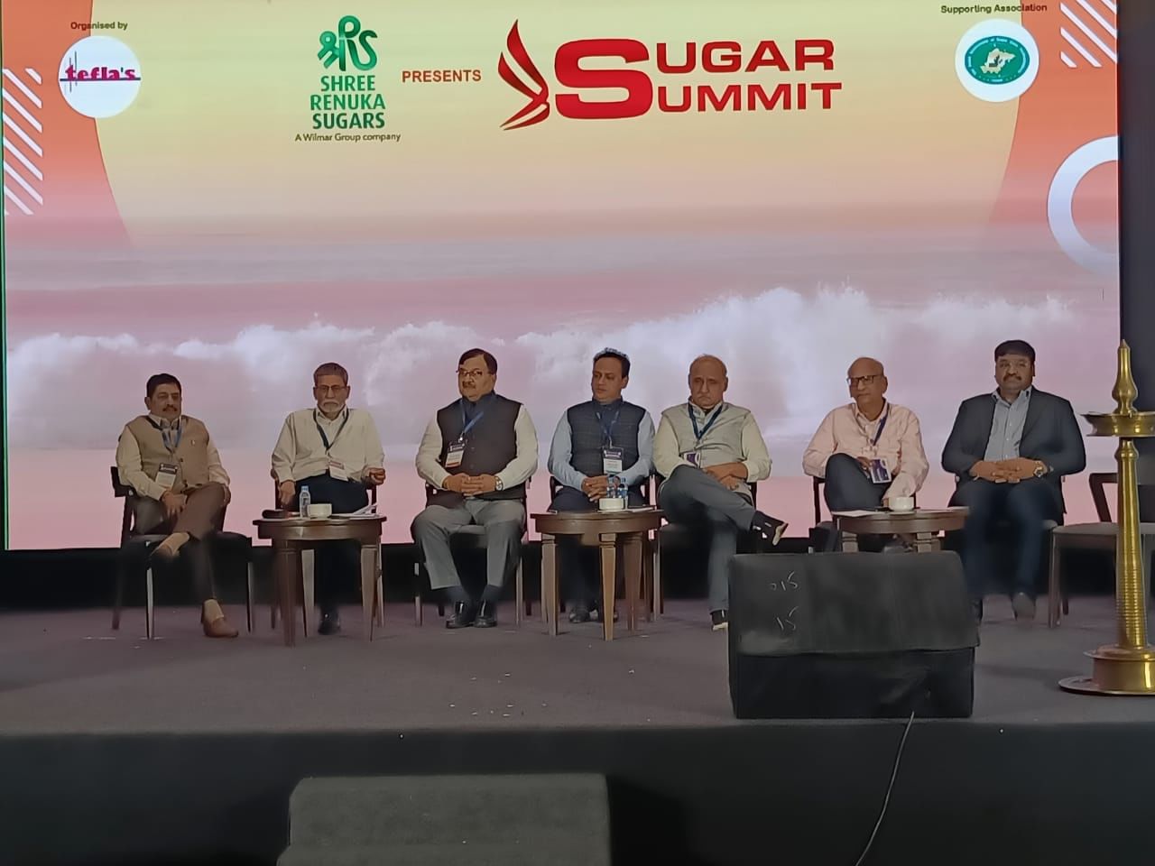 chief guest Jitender Juyal, Joint Director of Dept. of Food and Public Distribution, Ministry of Consumer Affairs, Govt. of India along with dignitaries like G Chandrashekhar, Atul Chaturvedi, Sandeep Bajoria, B V Mehta and Ravi Gupta.