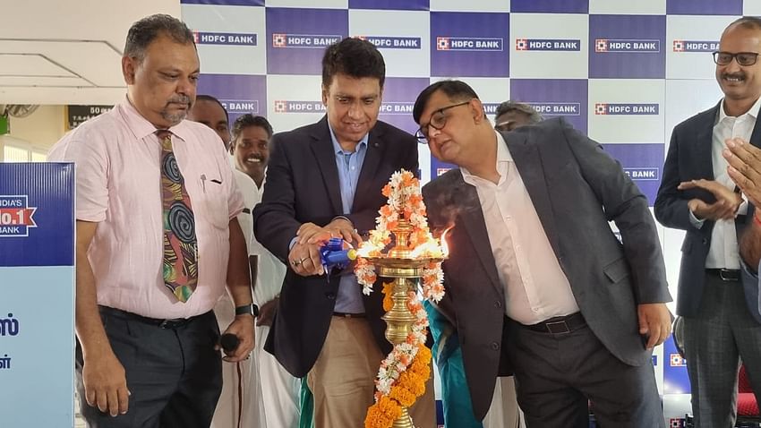 HDFC Bank introduces its 'Bank on Wheels' van at Virudhunagar, Tamil Nadu