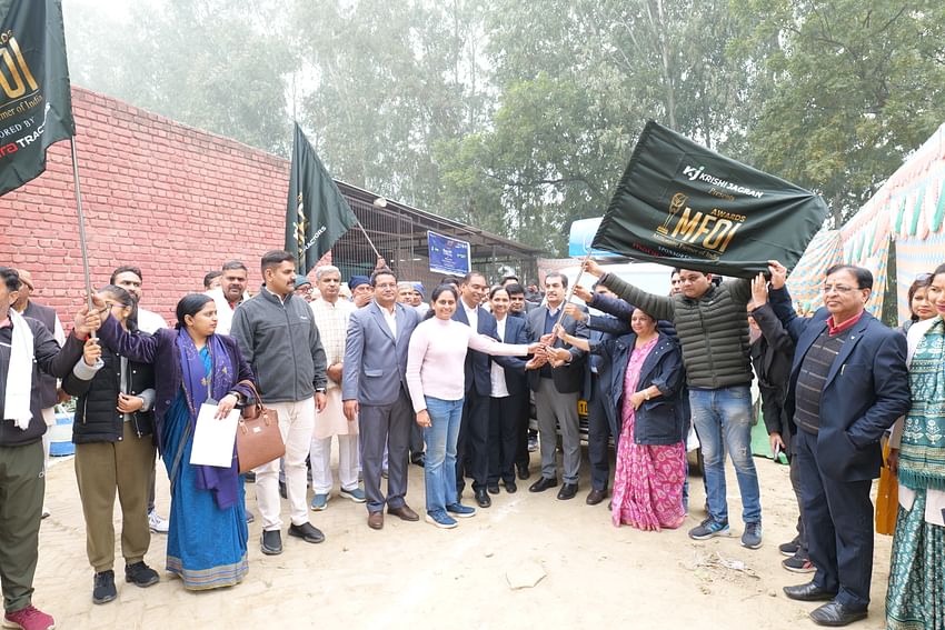 Dr US Gautam Flags Off 'MFOI, VVIF Kisan Bharat Yatra' From KVK, Charting a Course Through Northern India